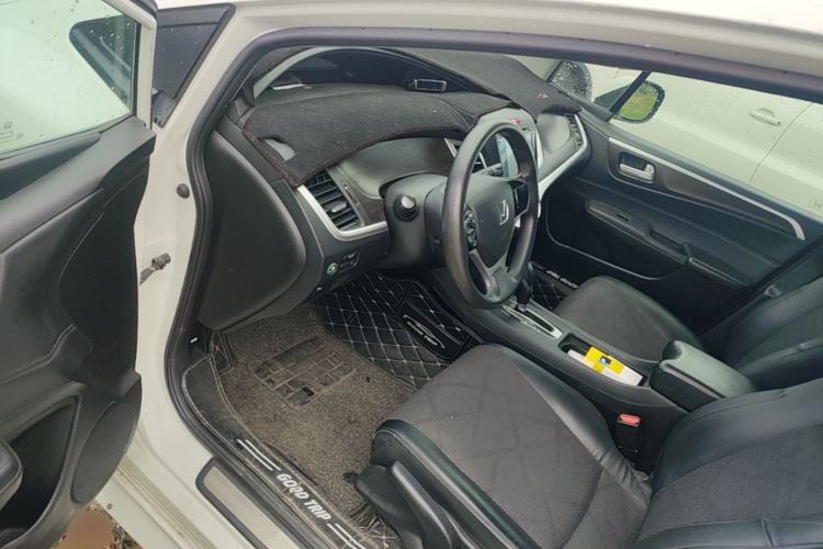 Used Honda Jade 2014 1.8L Automatic Comfort Elite Version 5 Seats Driver Seat