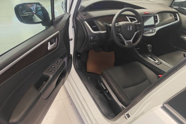 Used Honda Jade 2014 1.8L CVT Luxury Edition 5 seats Driver Seat
