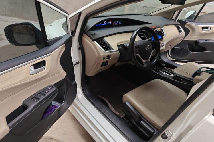 Used Honda Jade 2014 1.8L Automatic Comfort Elite Version 5 Seats Driver Seat