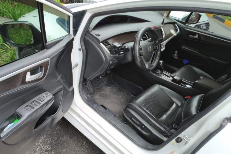 Used Honda Jade 2014 1.8L CVT Luxury Edition 5 seats Driver Seat