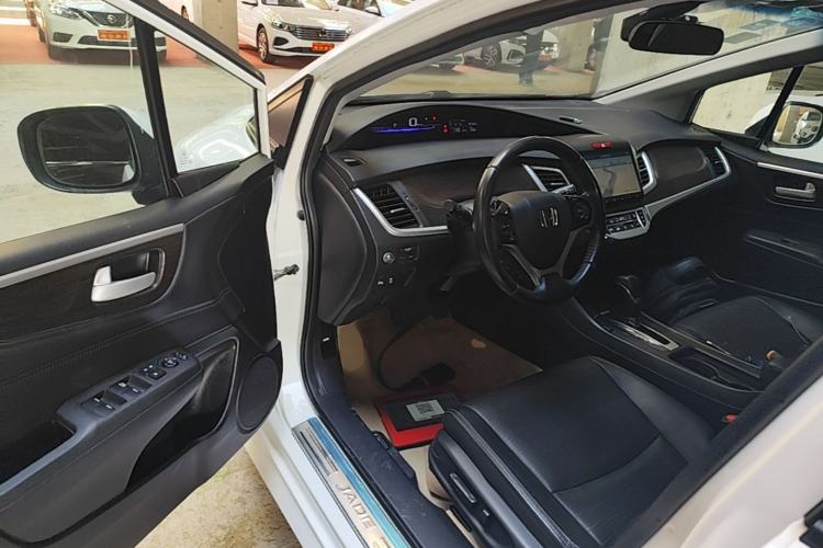 Used Honda Jade 2014 1.8L CVT Luxury Prestige Edition 5 Seats Driver Seat