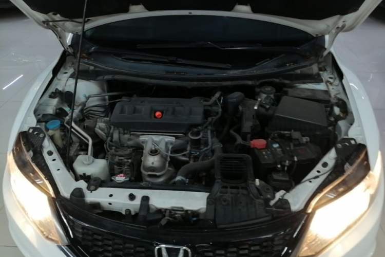Used Honda Jade 2014 1.8L Automatic Comfort Elite Version 5 Seats Engine Bay
