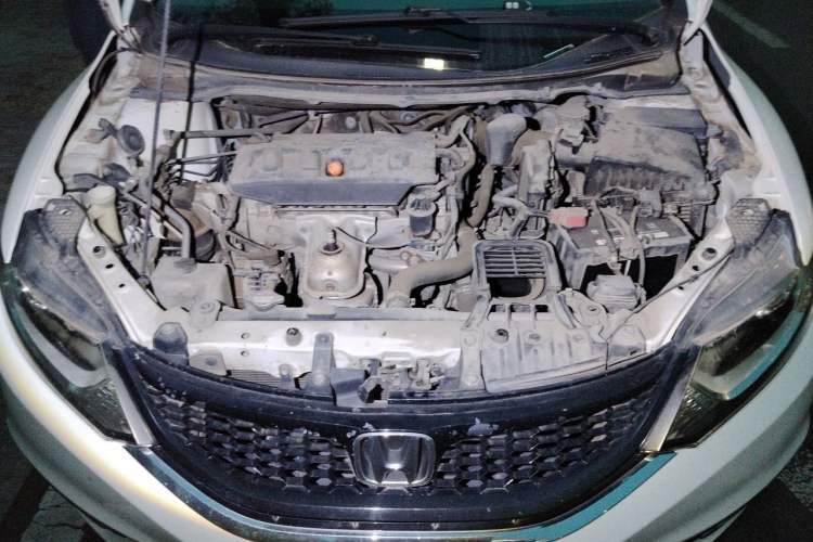 Used Honda Jade 2014 1.8L Automatic Comfort Elite Version 5 Seats Engine Bay