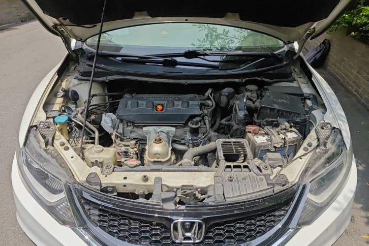 Used Honda Jade 2014 1.8L Automatic Comfort Elite Version 5 Seats Engine Bay