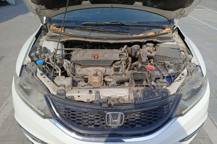 Used Honda Jade 2014 1.8L Automatic Comfort Elite Version 5 Seats Engine Bay