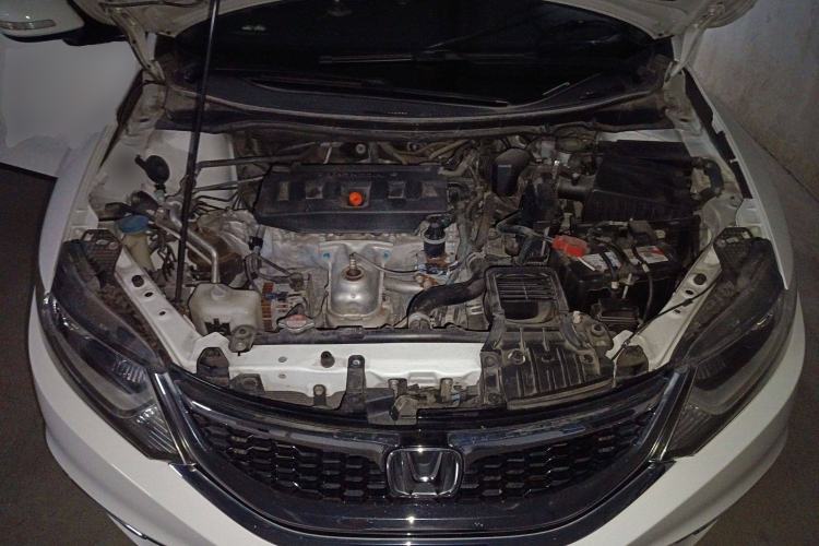 Used Honda Jade 2014 1.8L Automatic Comfort Elite Version 5 Seats Engine Bay