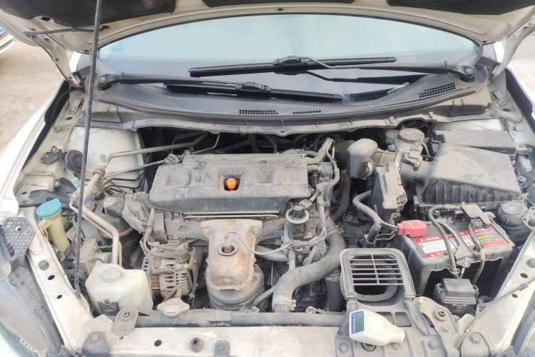 Used Honda Jade 2014 1.8L Automatic Comfort Elite Version 5 Seats Engine Bay