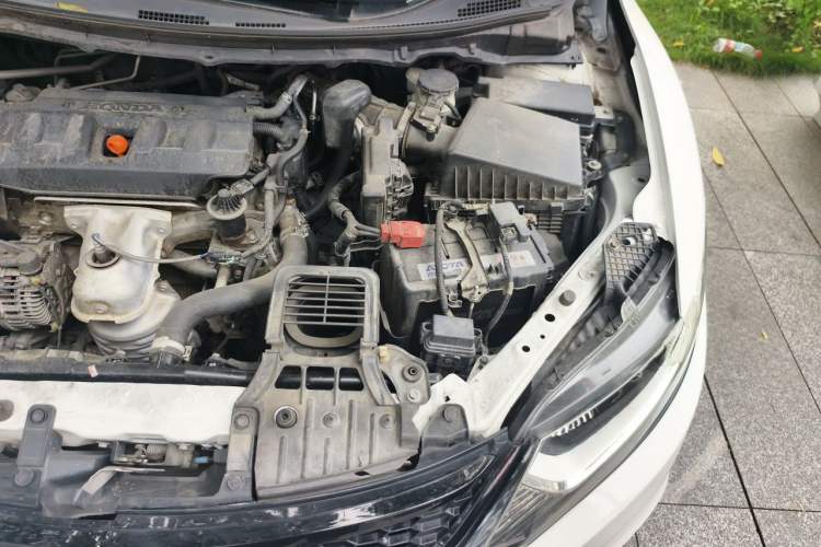 Used Honda Jade 2014 1.8L Automatic Comfort Elite Version 5 Seats Engine Bay Left