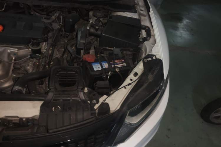 Used Honda Jade 2014 1.8L CVT Luxury Edition 5 seats Engine Bay Left