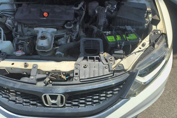 Used Honda Jade 2014 1.8L CVT Luxury Edition 5 seats Engine Bay Left