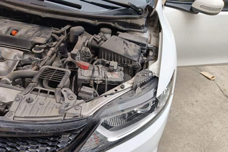 Used Honda Jade 2014 1.8L CVT Luxury Edition 5 seats Engine Bay Left