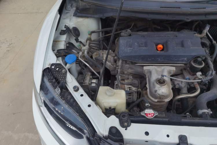 Used Honda Jade 2014 1.8L CVT Luxury Edition 5 seats Engine Bay Right