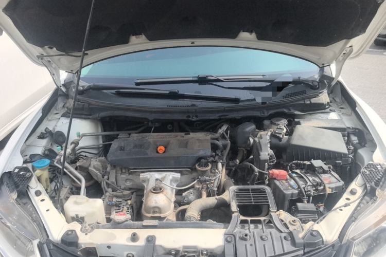Used Honda Jade 2014 1.8L CVT Luxury Edition 5 seats Engine Bay