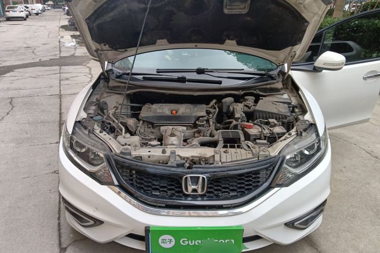 Used Honda Jade 2014 1.8L CVT Luxury Edition 5 seats Engine Bay
