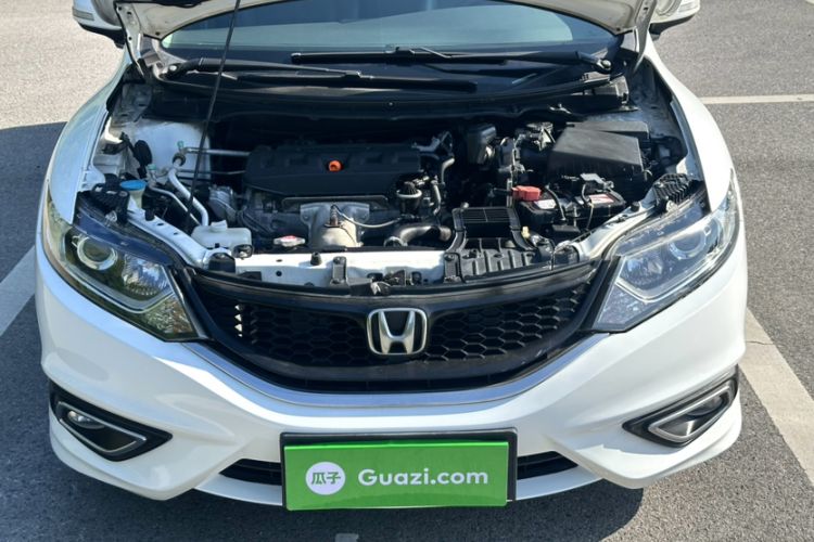 Used Honda Jade 2014 1.8L Automatic Comfort Elite Version 5 Seats Engine Bay