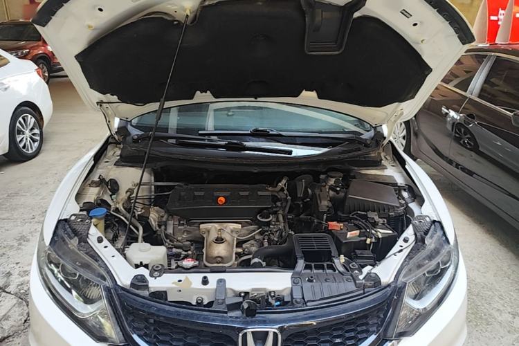 Used Honda Jade 2014 1.8L CVT Luxury Prestige Edition 5 Seats Engine Bay