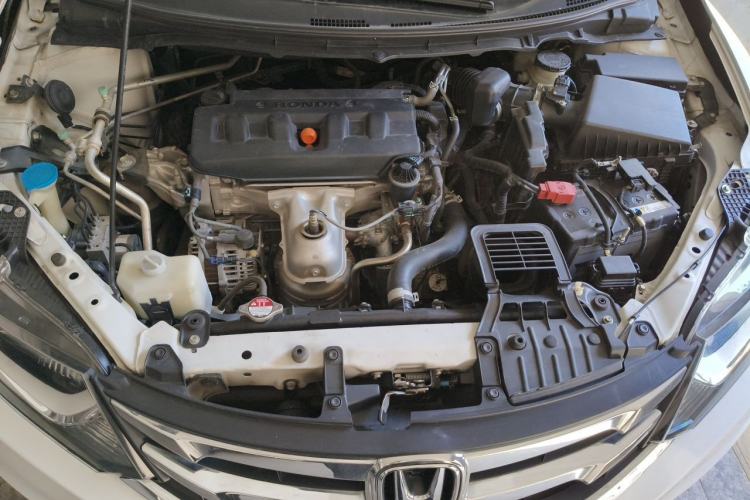 Used Honda Jade 2014 1.8L CVT Luxury Edition 5 seats Engine Bay