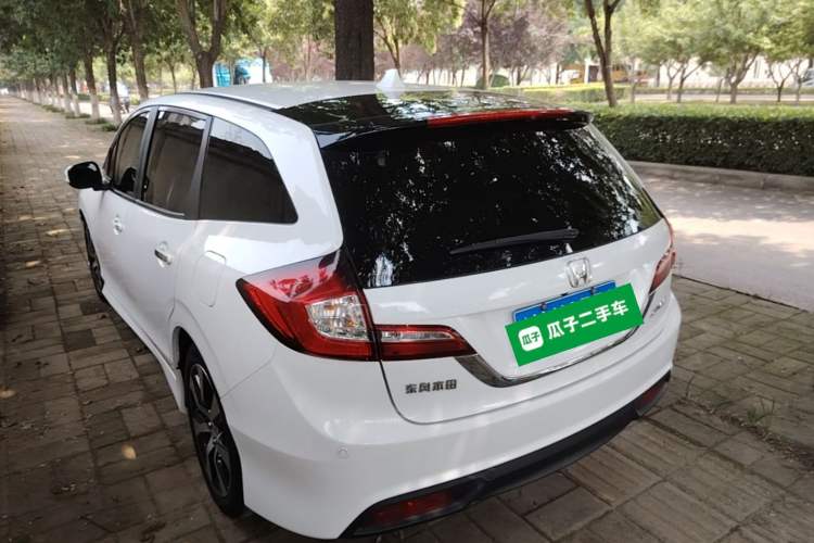 Used Honda Jade 2014 1.8L Automatic Comfort Elite Version 5 Seats Exterior 2