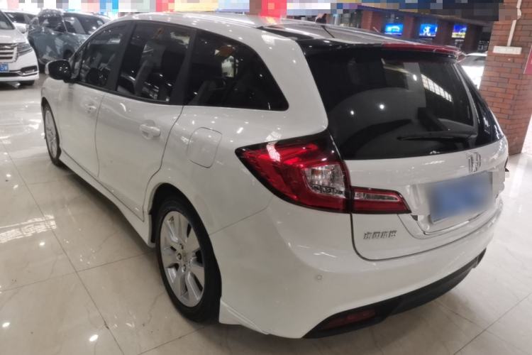 Used Honda Jade 2014 1.8L Automatic Comfort Elite Version 5 Seats Exterior 2