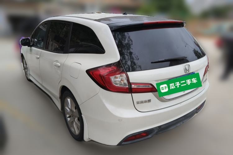 Used Honda Jade 2014 1.8L Automatic Comfort Elite Version 5 Seats Exterior 3