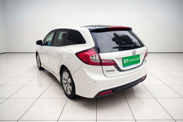 Used Honda Jade 2014 1.8L Automatic Comfort Elite Version 5 Seats Exterior 3