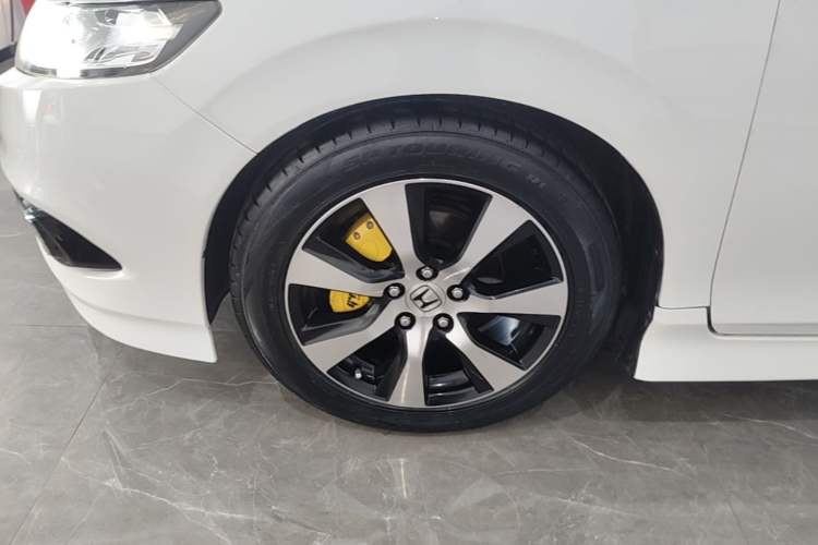 Used Honda Jade 2014 1.8L CVT Luxury Prestige Edition 5 Seats Exterior 4