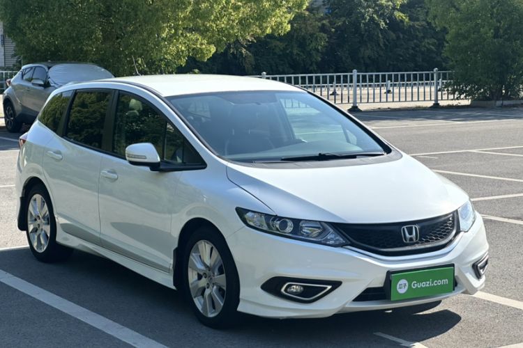 Used Honda Jade 2014 1.8L Automatic Comfort Elite Version 5 Seats Exterior 7