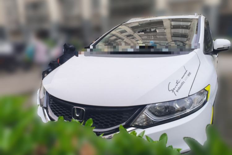 Used Honda Jade 2014 1.8L Automatic Comfort Elite Version 5 Seats Front