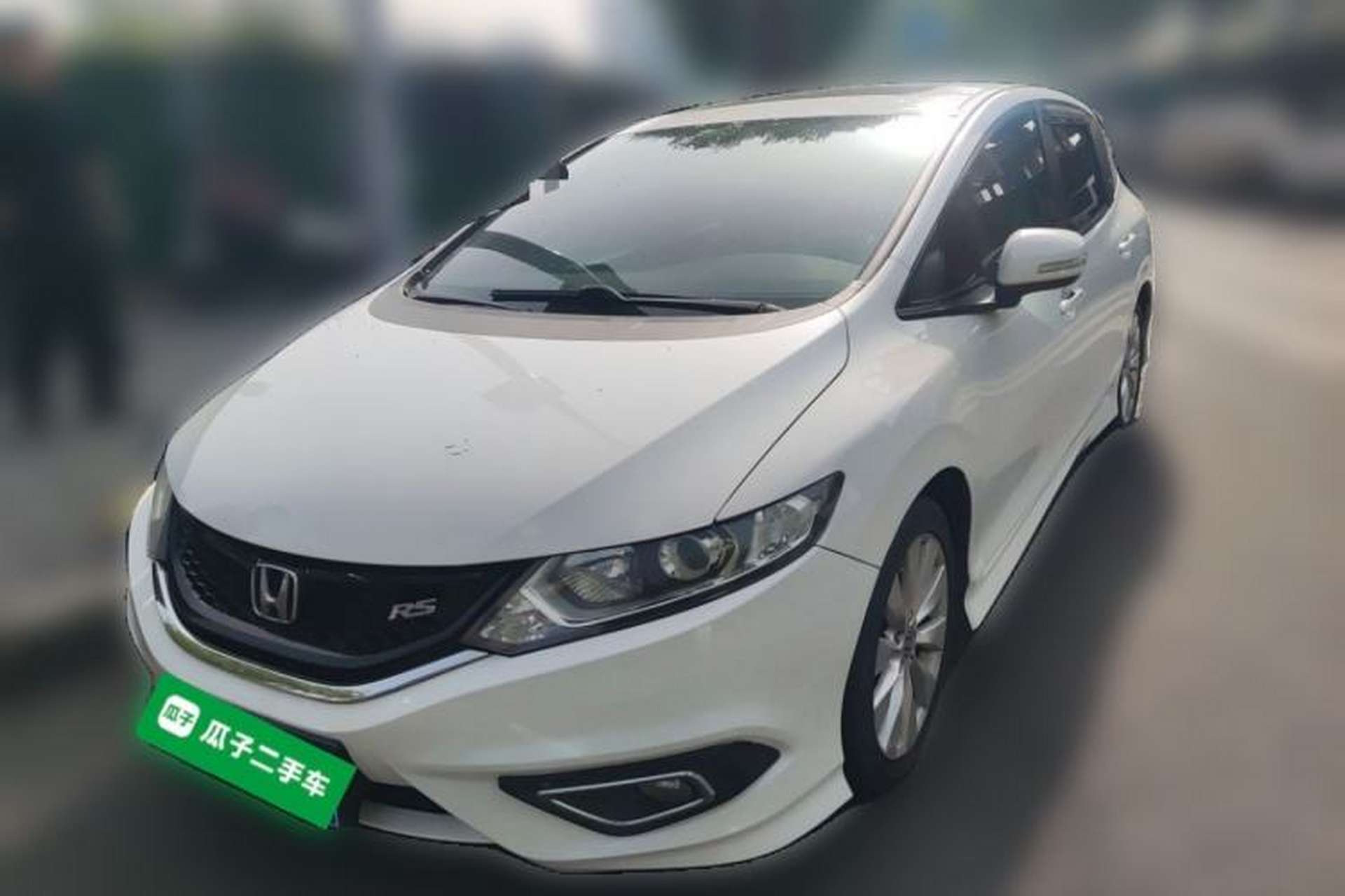 Used Honda Jade 2014 1.8L Automatic Comfort Elite Version 5 Seats Front Left 45 Deg