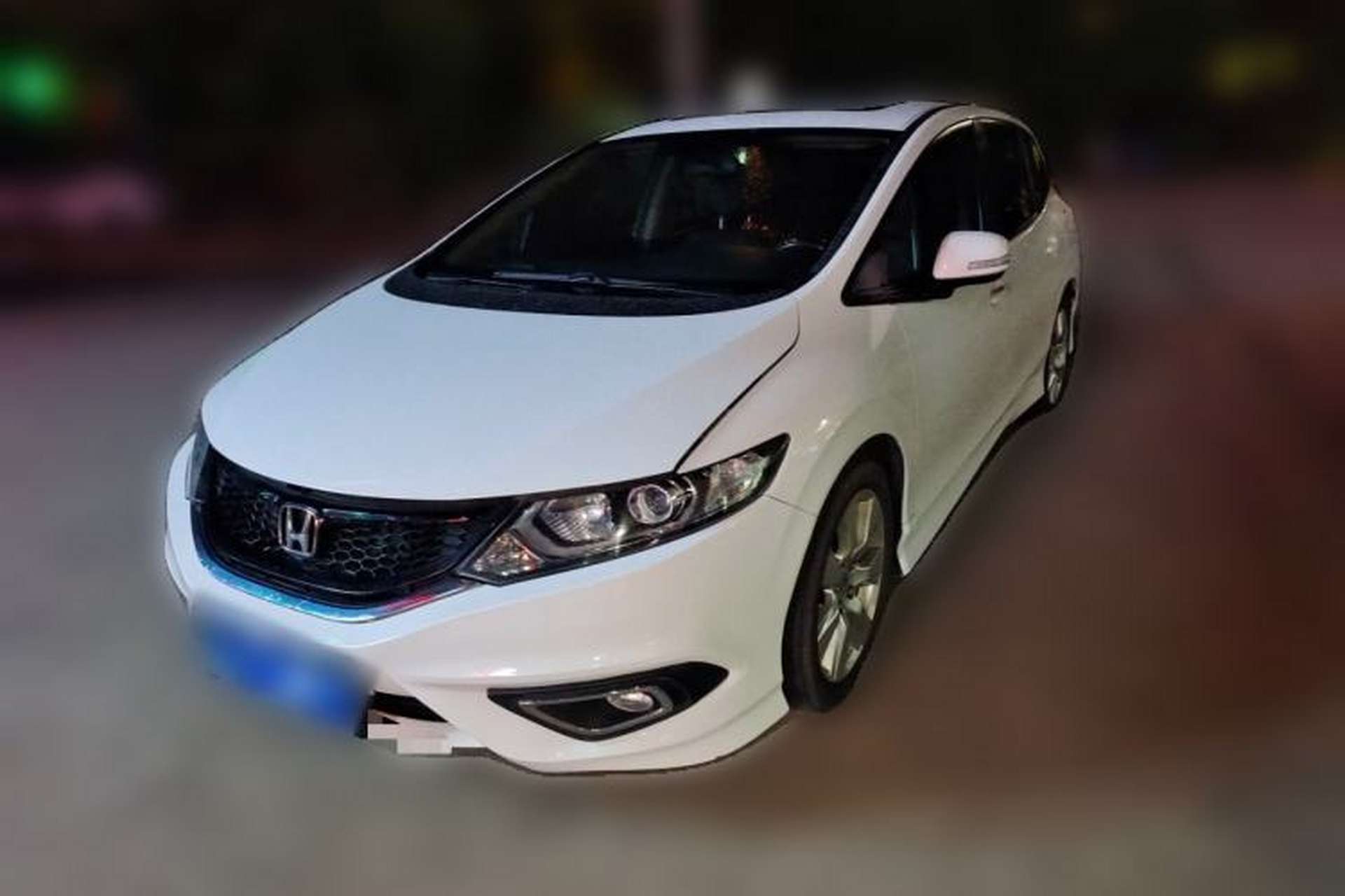 Used Honda Jade 2014 1.8L Automatic Comfort Elite Version 5 Seats Front Left 45 Deg