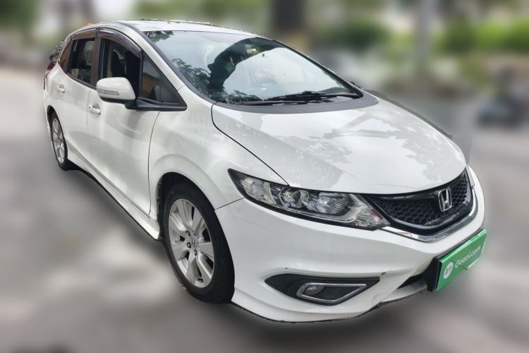 Used Honda Jade 2014 1.8L Automatic Comfort Elite Version 5 Seats Front Right 45 Deg