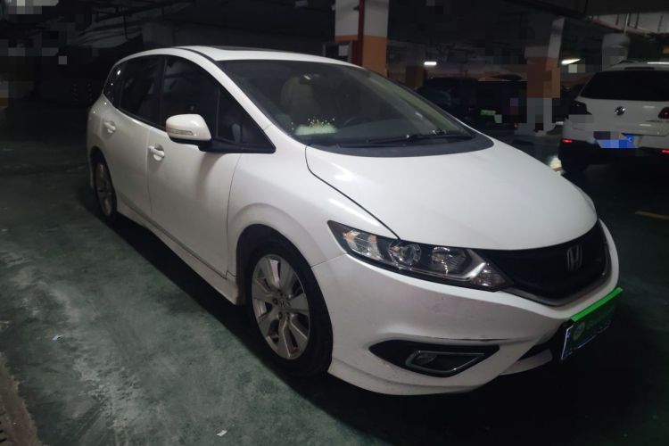 Used Honda Jade 2014 1.8L Automatic Comfort Elite Version 5 Seats Front Right 45 Deg