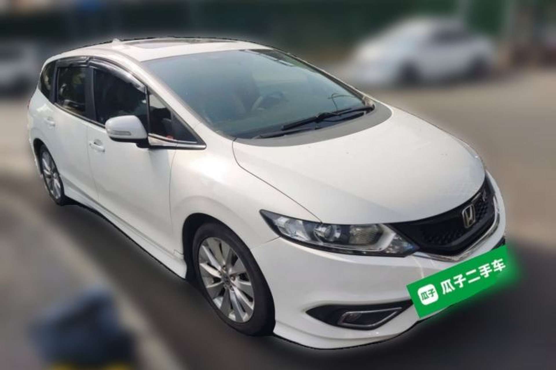 Used Honda Jade 2014 1.8L Automatic Comfort Elite Version 5 Seats Front Right 45 Deg