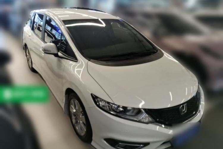 Used Honda Jade 2014 1.8L Automatic Comfort Elite Version 5 Seats Front Right 45 Deg