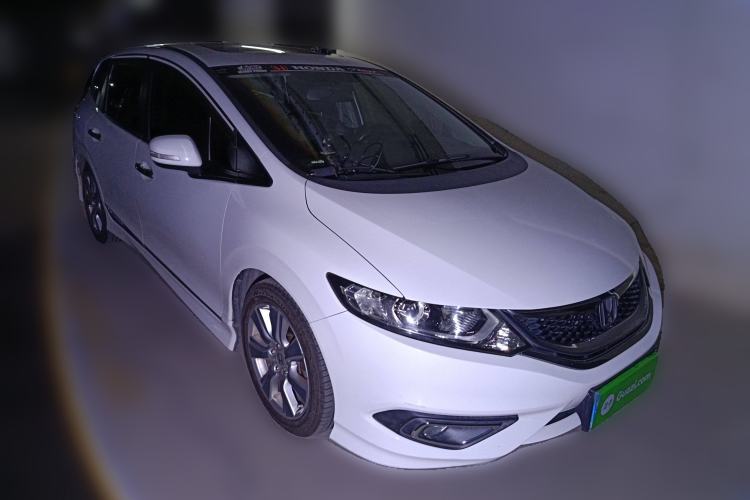 Used Honda Jade 2014 1.8L Automatic Comfort Elite Version 5 Seats Front Right 45 Deg
