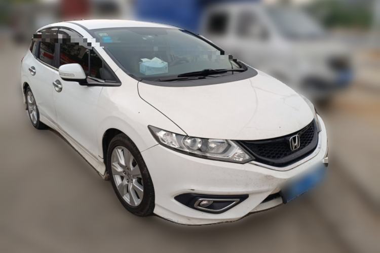 Used Honda Jade 2014 1.8L Automatic Comfort Elite Version 5 Seats Front Right 45 Deg