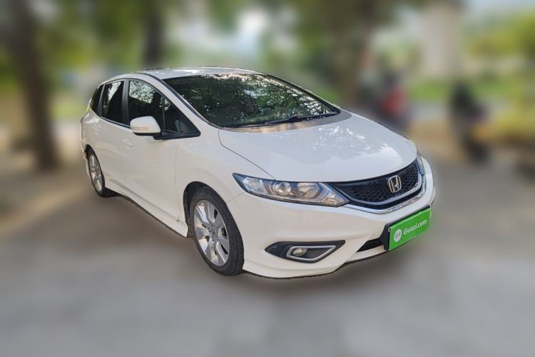 Used Honda Jade 2014 1.8L Automatic Comfort Elite Version 5 Seats Front Right 45 Deg