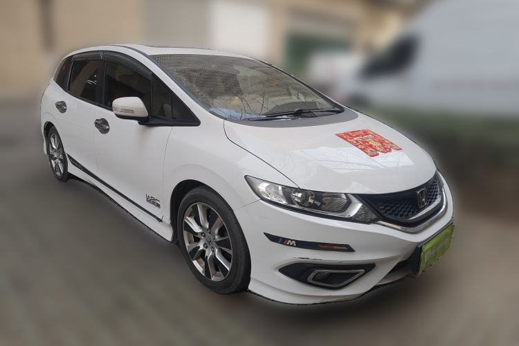 Used Honda Jade 2014 1.8L Automatic Comfort Elite Version 5 Seats Front Right 45 Deg