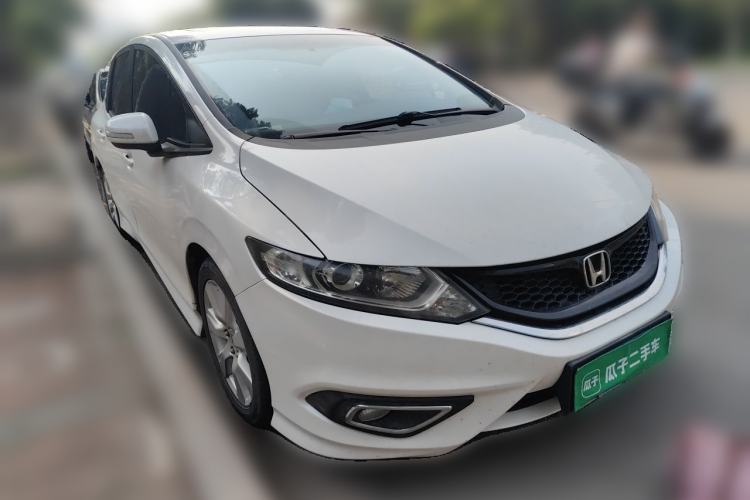 Used Honda Jade 2014 1.8L Automatic Comfort Elite Version 5 Seats Front Right 45 Deg