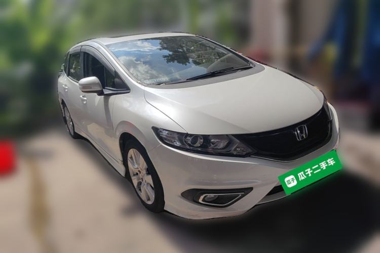 Used Honda Jade 2014 1.8L Automatic Comfort Elite Version 5 Seats Front Right 45 Deg
