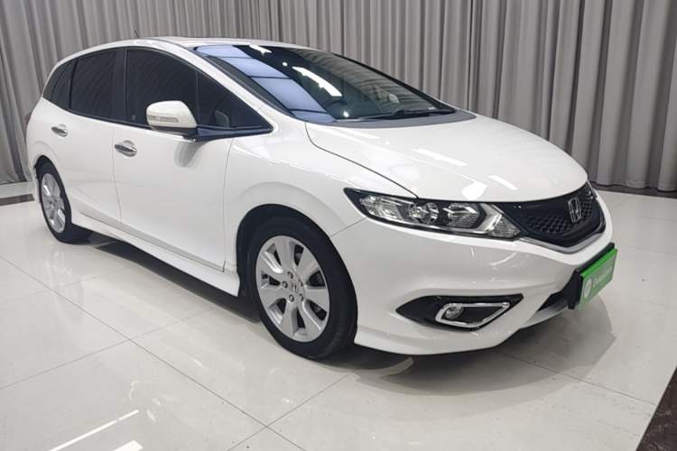 Used Honda Jade 2014 1.8L CVT Luxury Edition 5 seats Front Right 45 Deg