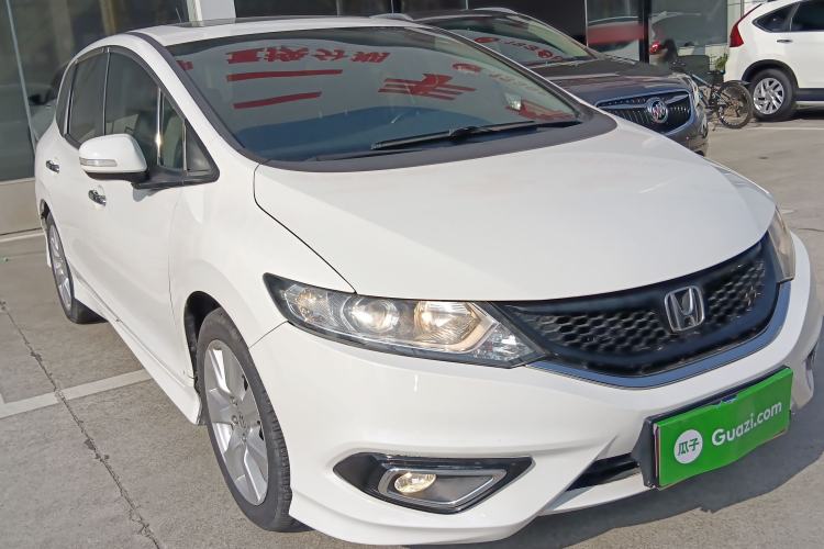 Used Honda Jade 2014 1.8L CVT Luxury Edition 5 seats Front Right 45 Deg