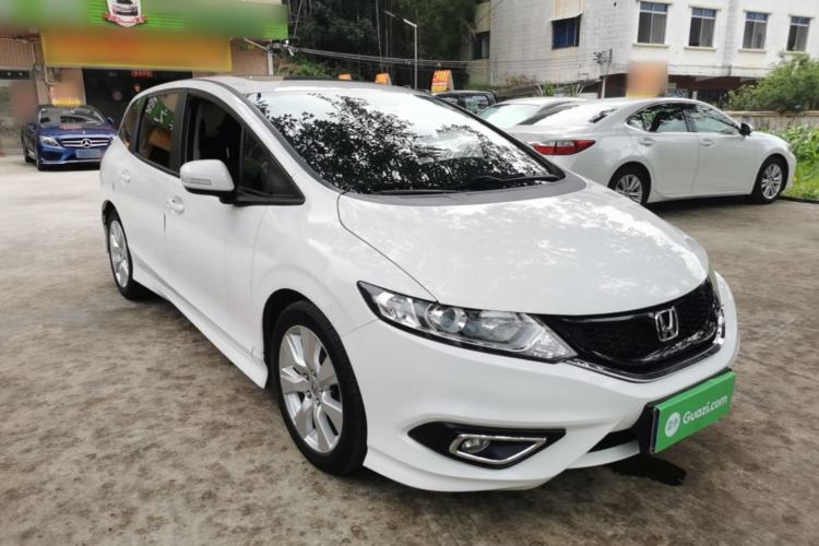 Used Honda Jade 2014 1.8L Automatic Comfort Elite Version 5 Seats Front Right 45 Deg