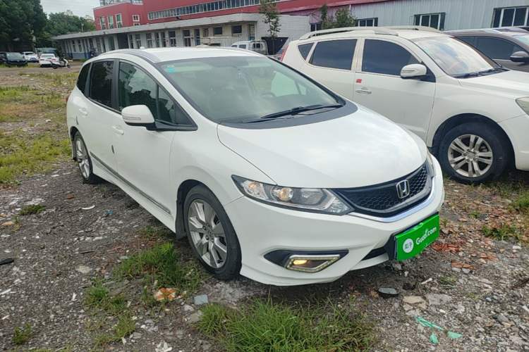Used Honda Jade 2014 1.8L Automatic Comfort Elite Version 5 Seats Front Right 45 Deg