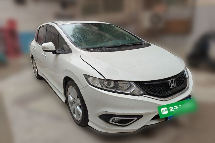 Used Honda Jade 2014 1.8L Automatic Comfort Elite Version 5 Seats Front Right 45 Deg