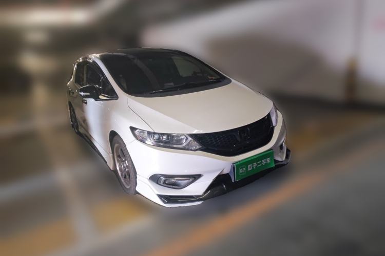 Used Honda Jade 2014 1.8L CVT Luxury Prestige Edition 5 Seats Front Right 45 Deg