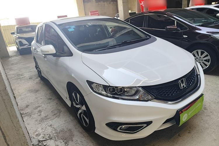 Used Honda Jade 2014 1.8L CVT Luxury Prestige Edition 5 Seats Front Right 45 Deg