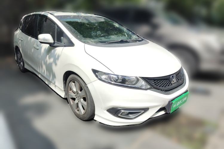 Used Honda Jade 2014 1.8L Automatic Comfort Elite Version 5 Seats Front Right 45 Deg