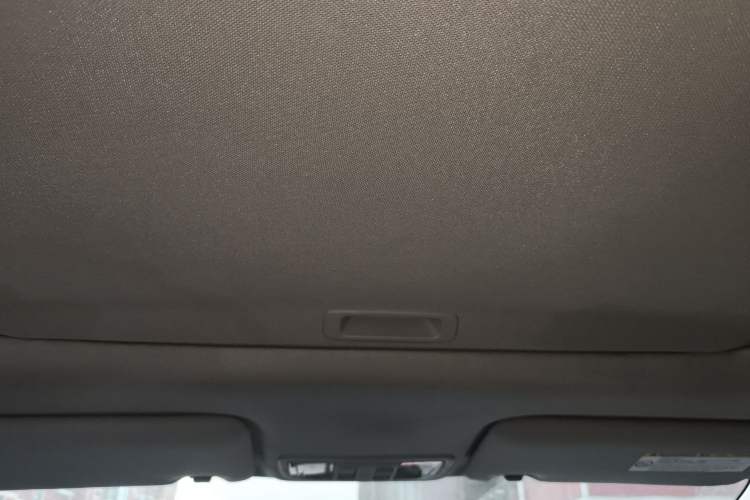 Used Honda Jade 2014 1.8L Automatic Comfort Elite Version 5 Seats Headliner