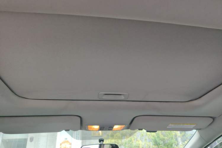 Used Honda Jade 2014 1.8L Automatic Comfort Elite Version 5 Seats Headliner